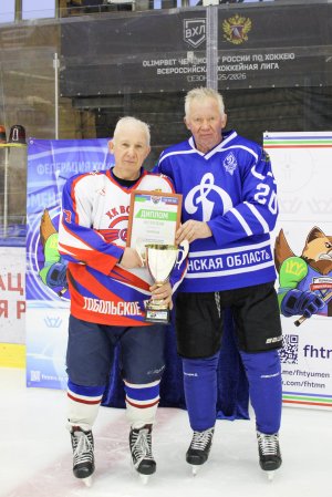 28.12.2025. Новогодний турнир ветеранов хоккея Тюменской области