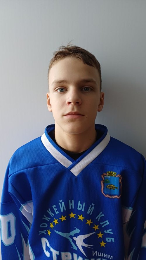 Дойников  Максим  Артемович