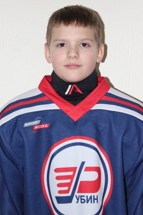 Зыков  Артём